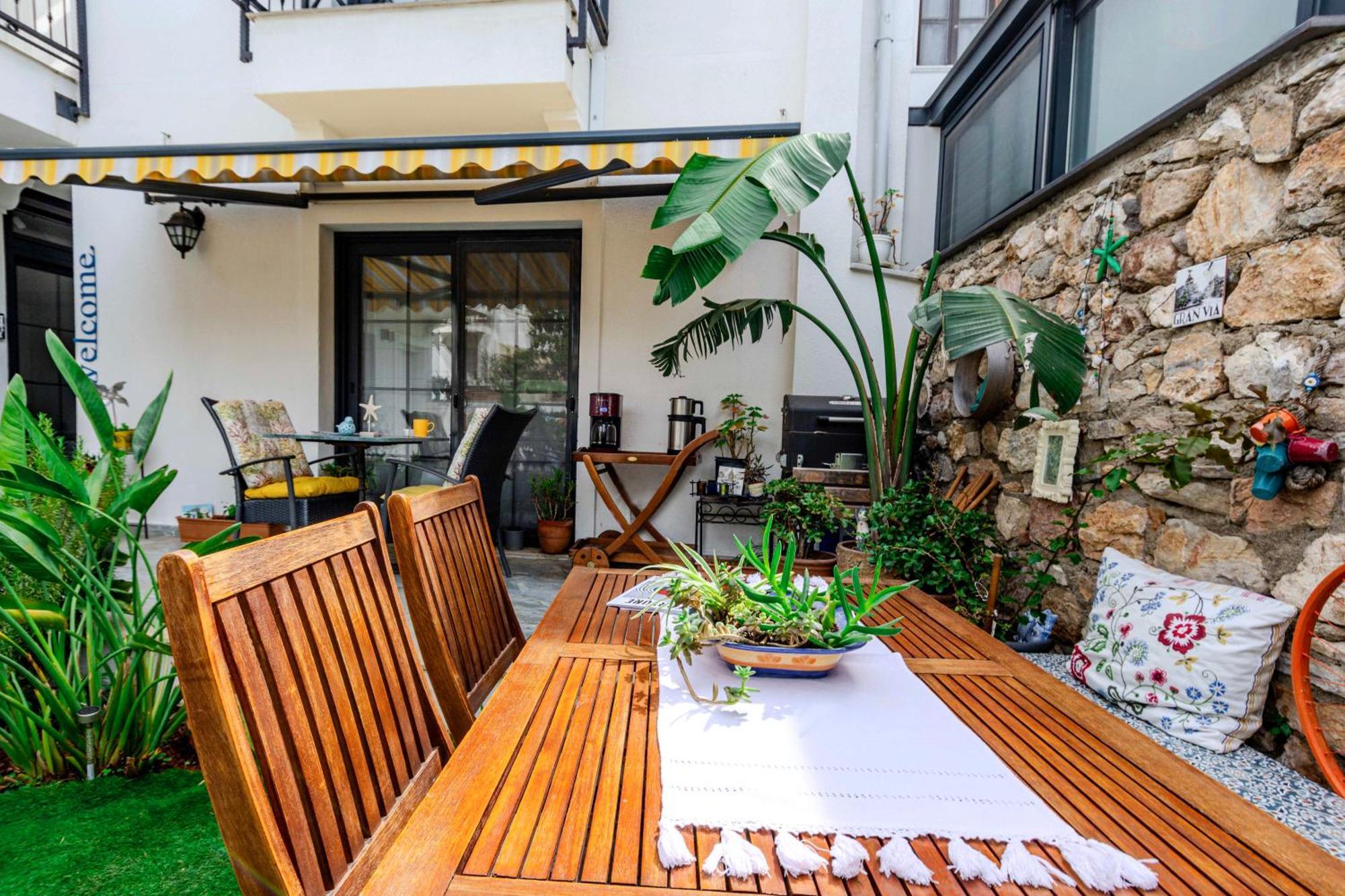 Arden'S House Panzió Bodrum Kültér fotó