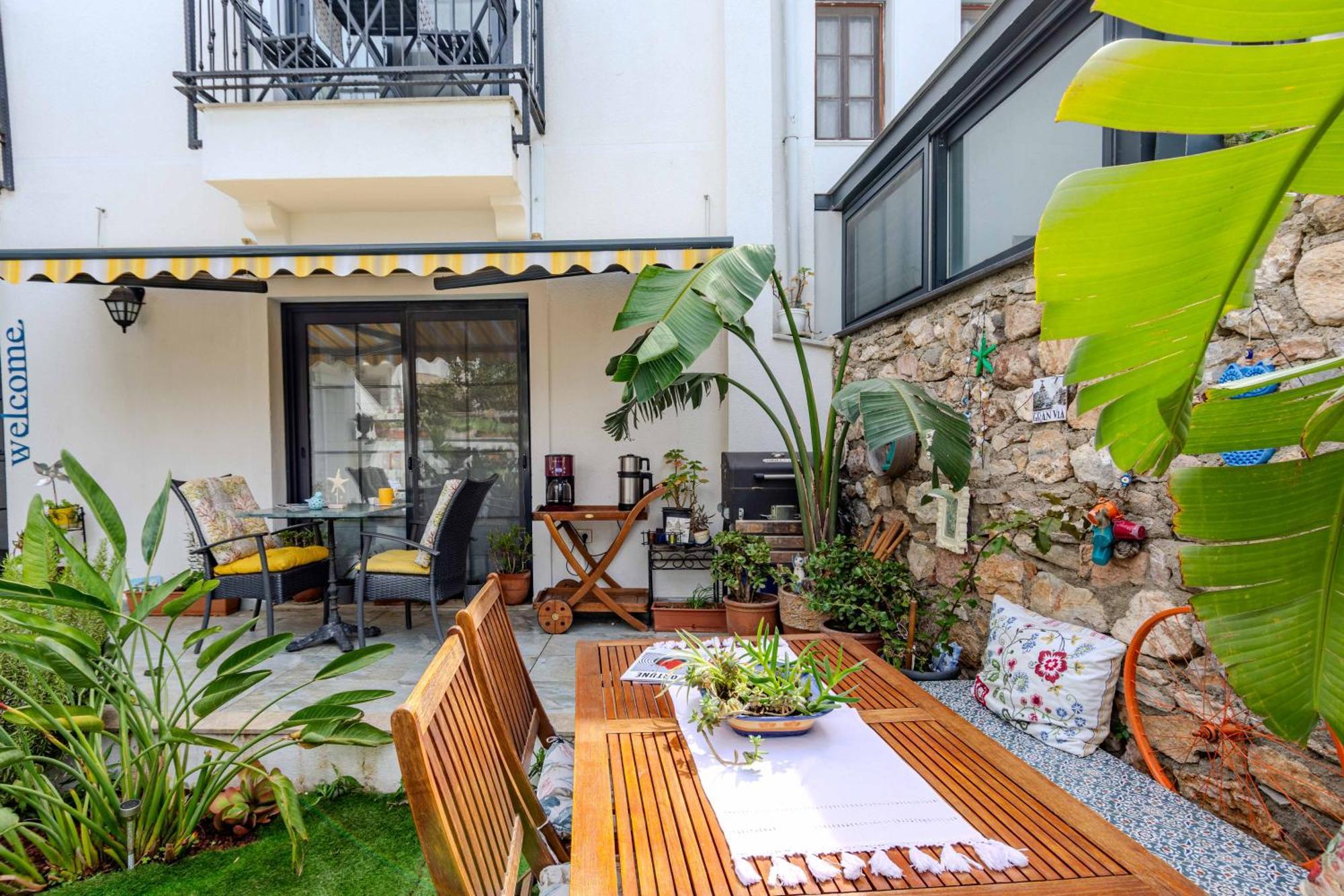 Arden'S House Panzió Bodrum Kültér fotó